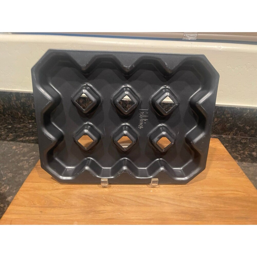 Bakelicious 12 Crispy Corner Brownies Pan